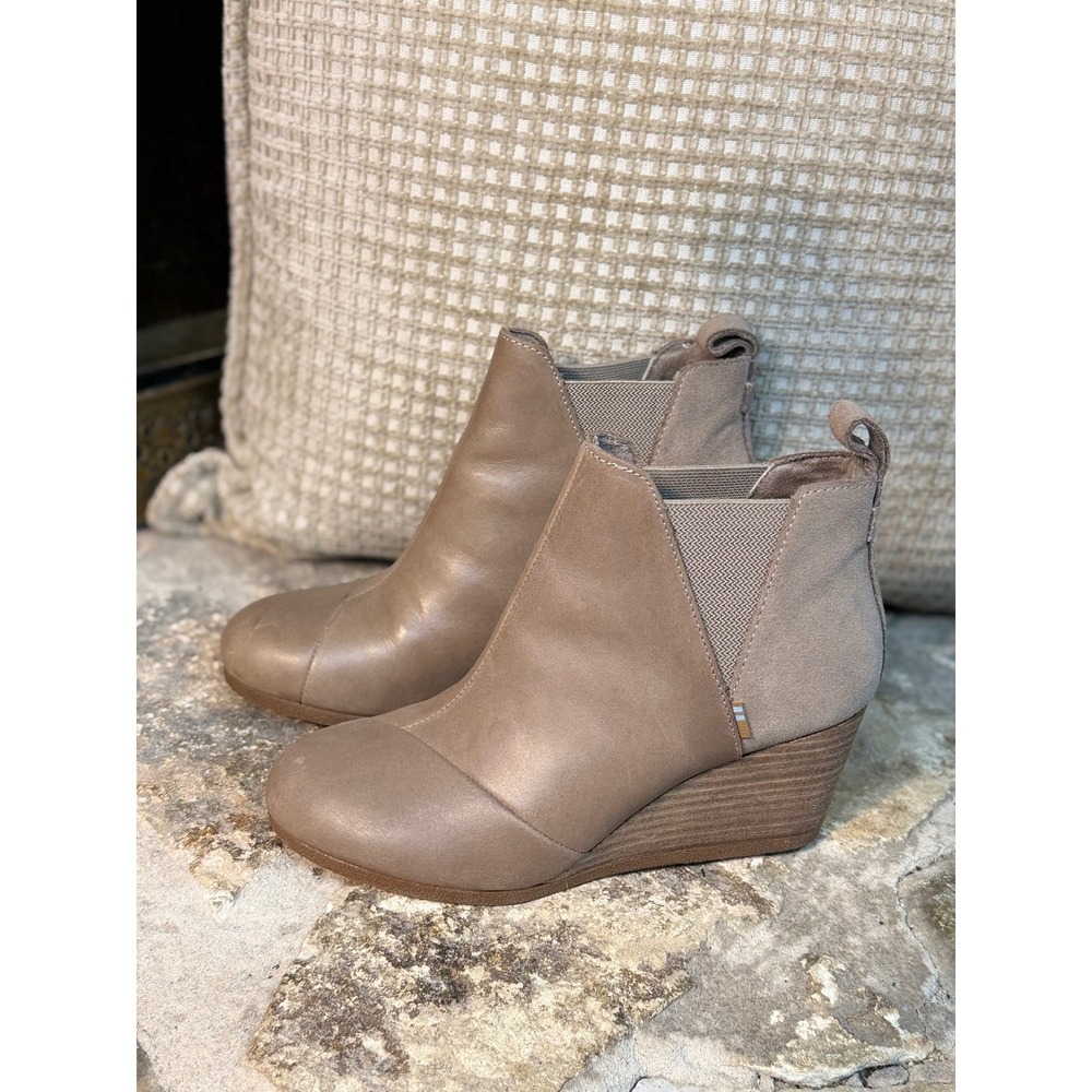 TOMS Ankle Boots Pull On - Taupe Leather Suede Women 7.5 Boho Preppy